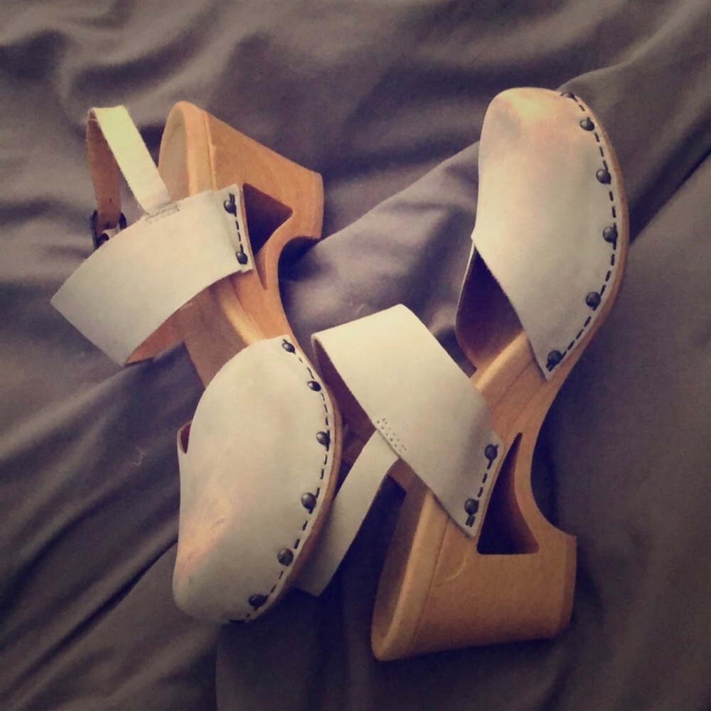 Dansko Thea Clog Heels, Soft Grey Suede